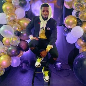 Meet your Posher, James